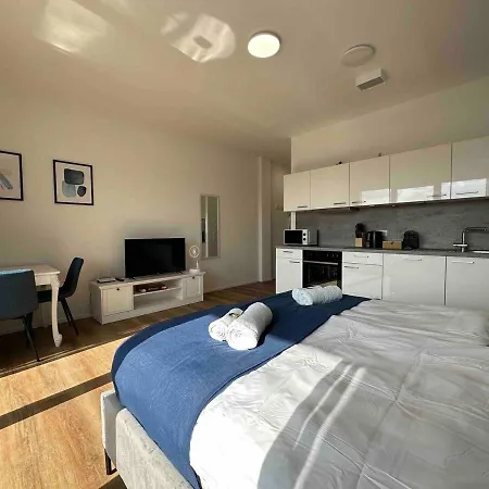 Suite4Me - Balkon I Kueche I Waschmaschine I Mainz-Kostheim Wiesbaden Esterno foto