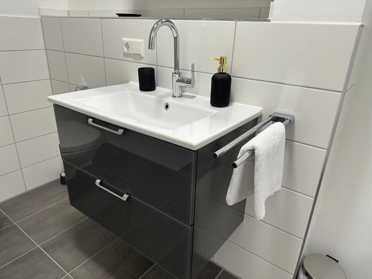 Apartment Suite4me - Balkon I Kueche I Waschmaschine I Mainz-kostheim Wiesbaden