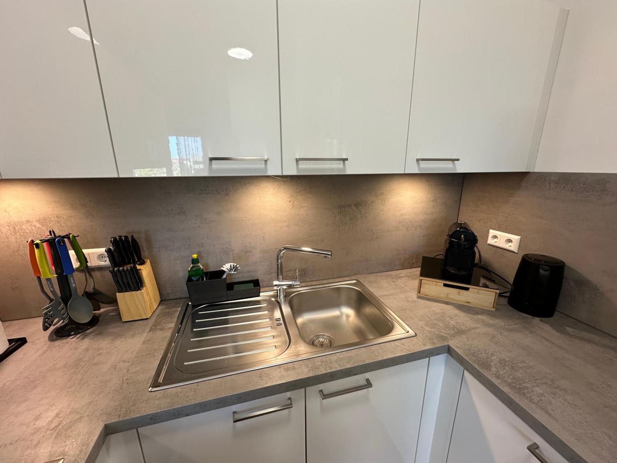 Apartment Suite4me - Balkon I Kueche I Waschmaschine I Mainz-kostheim Wiesbaden